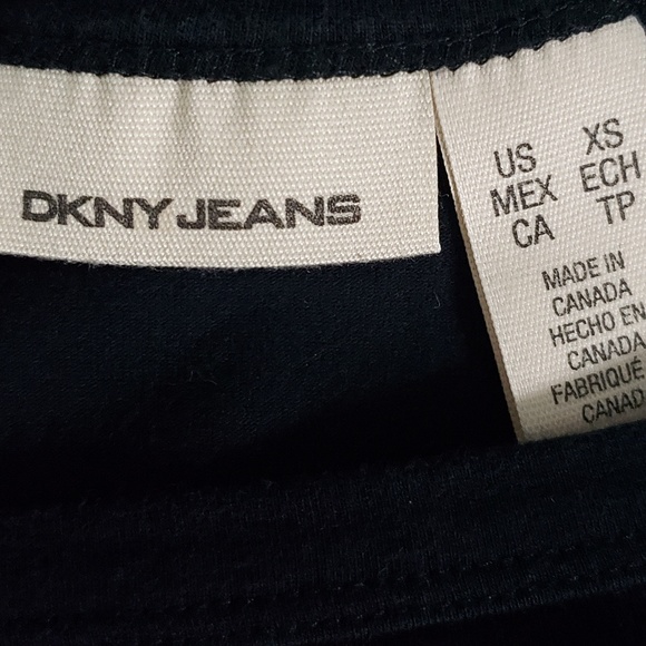 DKNY Jeans T Shirt - Picture 5 of 5